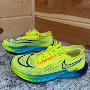 Nike Women's Neon Yellow Blue Running Shoes